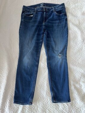 Old Navy distressed skinny jeans 👖 size 16 short